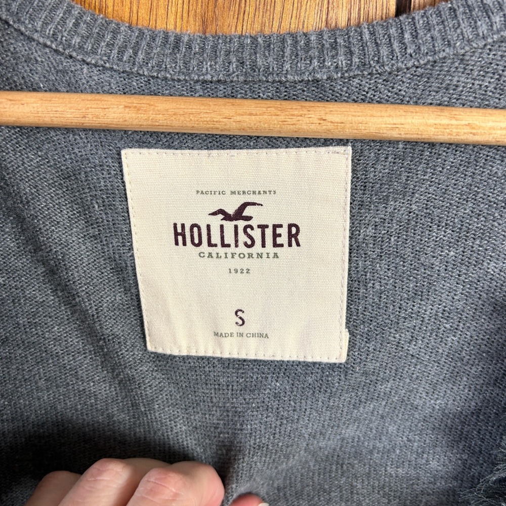 Vintage y2k Hollister Gray Ruffle Front Cardigan Sweater Women's Small - Picture 7 of 9